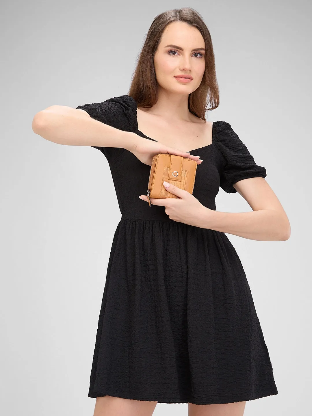 Caprese Avery Small Tan Wallet