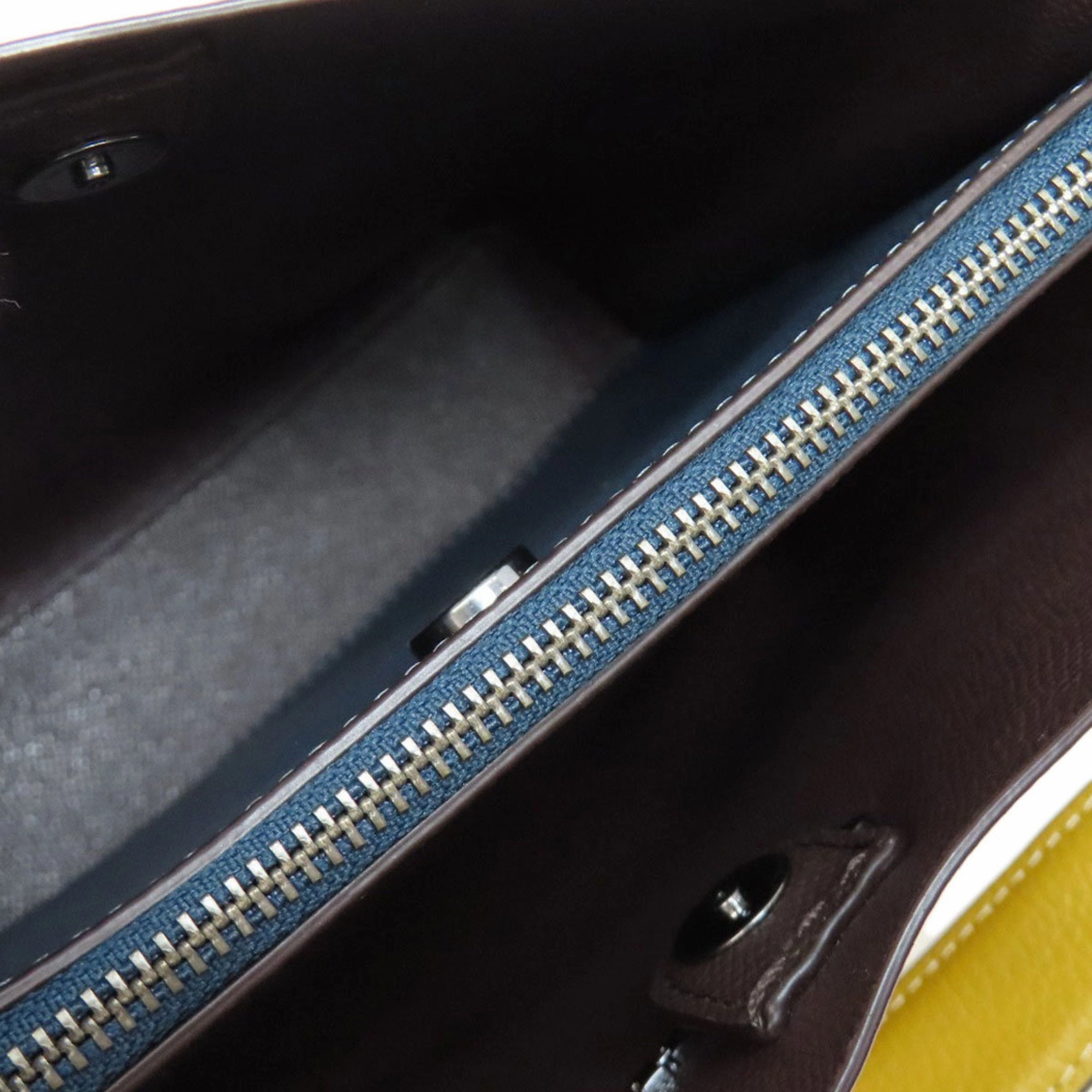 Coach  Leather Handbag (Pre-Owned)