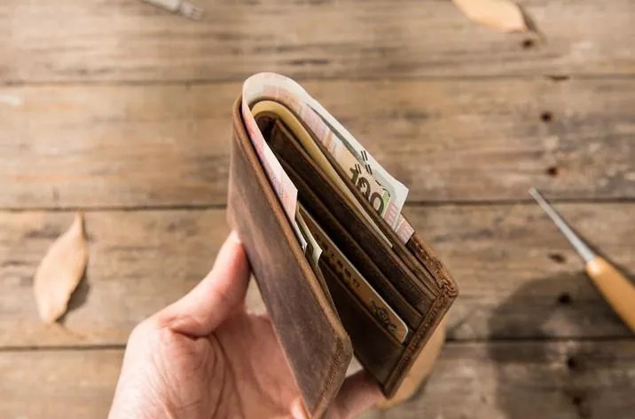 Cool Leather Mens Small Wallet Bifold Vintage Slim billfold Wallet for Men