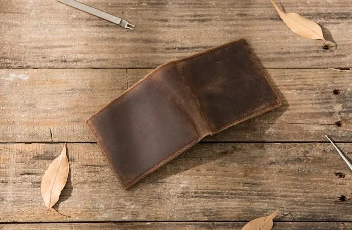 Cool Leather Mens Small Wallet Bifold Vintage Slim billfold Wallet for Men
