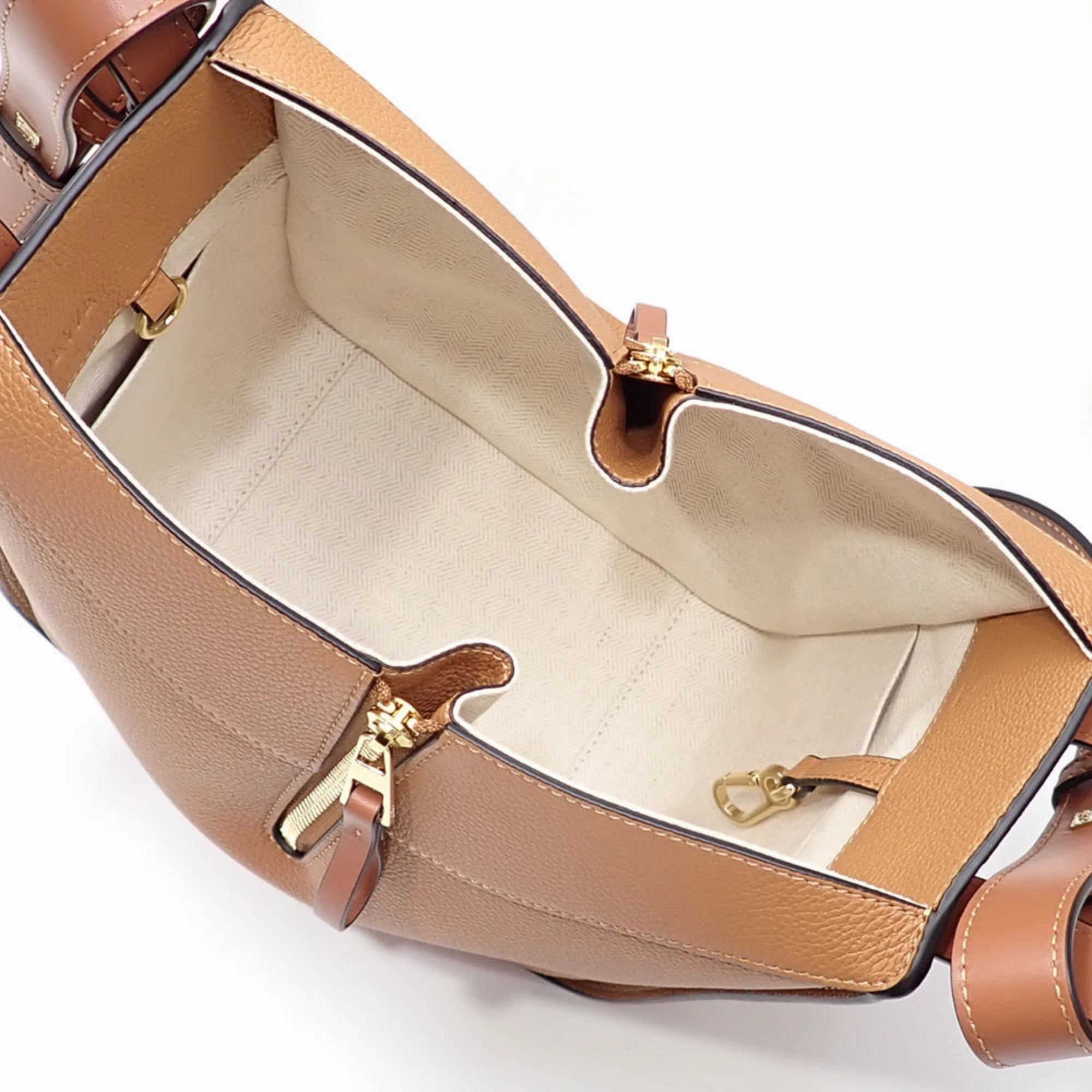 Loewe Leather Handbag (Pre-Owned)