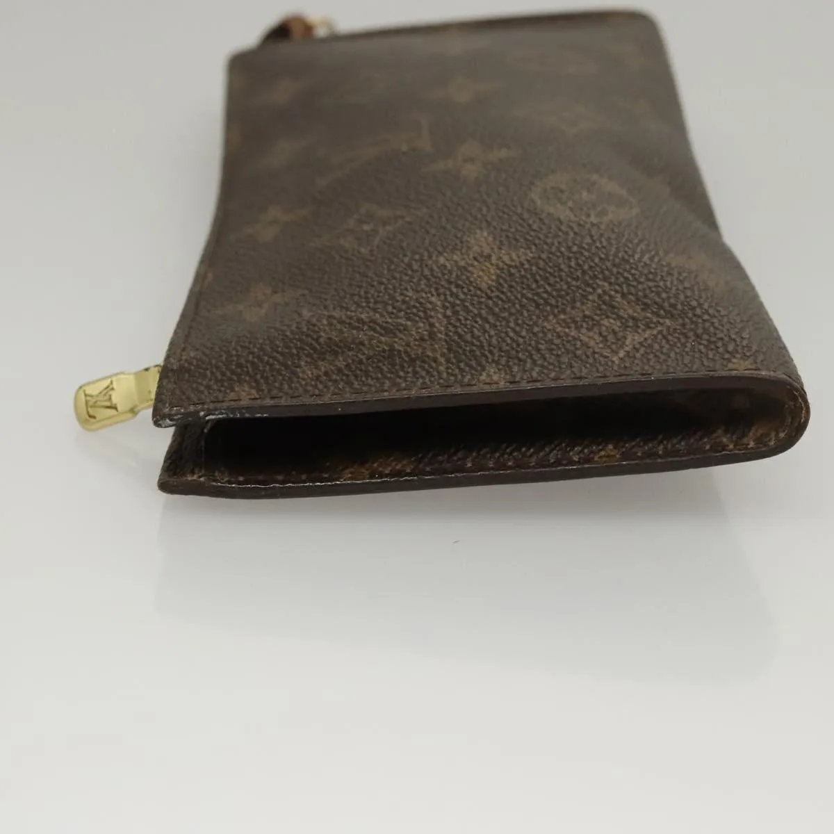 Louis Vuitton Bucket Canvas Clutch Bag (Pre-Owned)