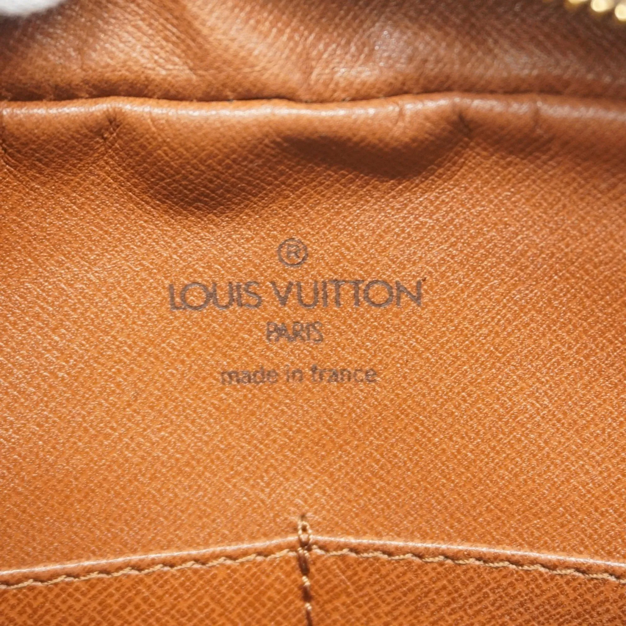 Louis Vuitton Clutch Bag (Pre-Owned)