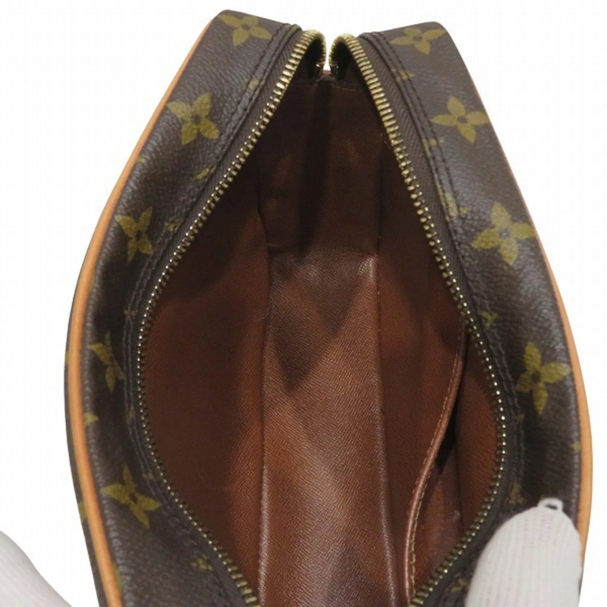 Louis Vuitton Clutch Bag (Pre-Owned)