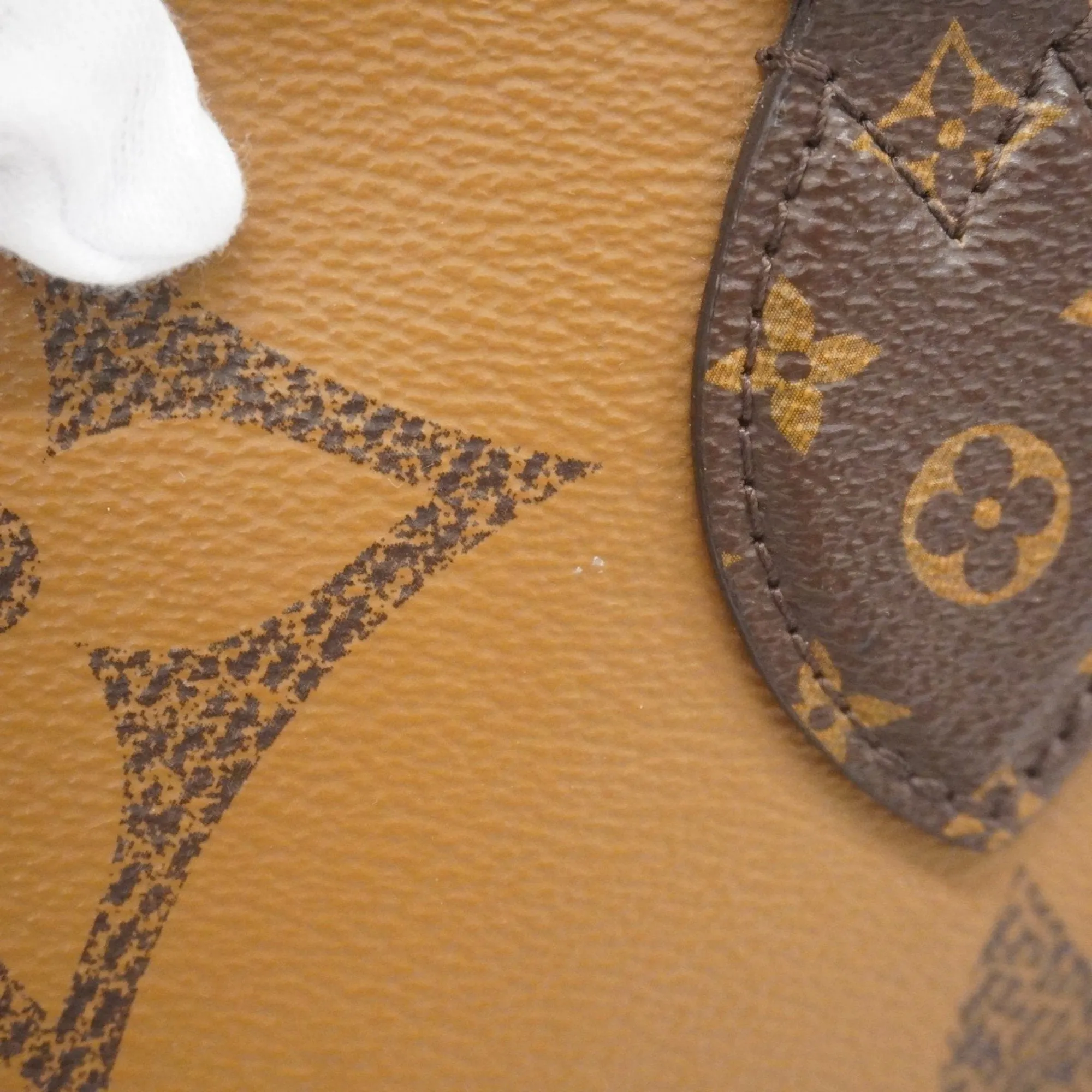 Louis Vuitton Tote Bag (Pre-Owned)