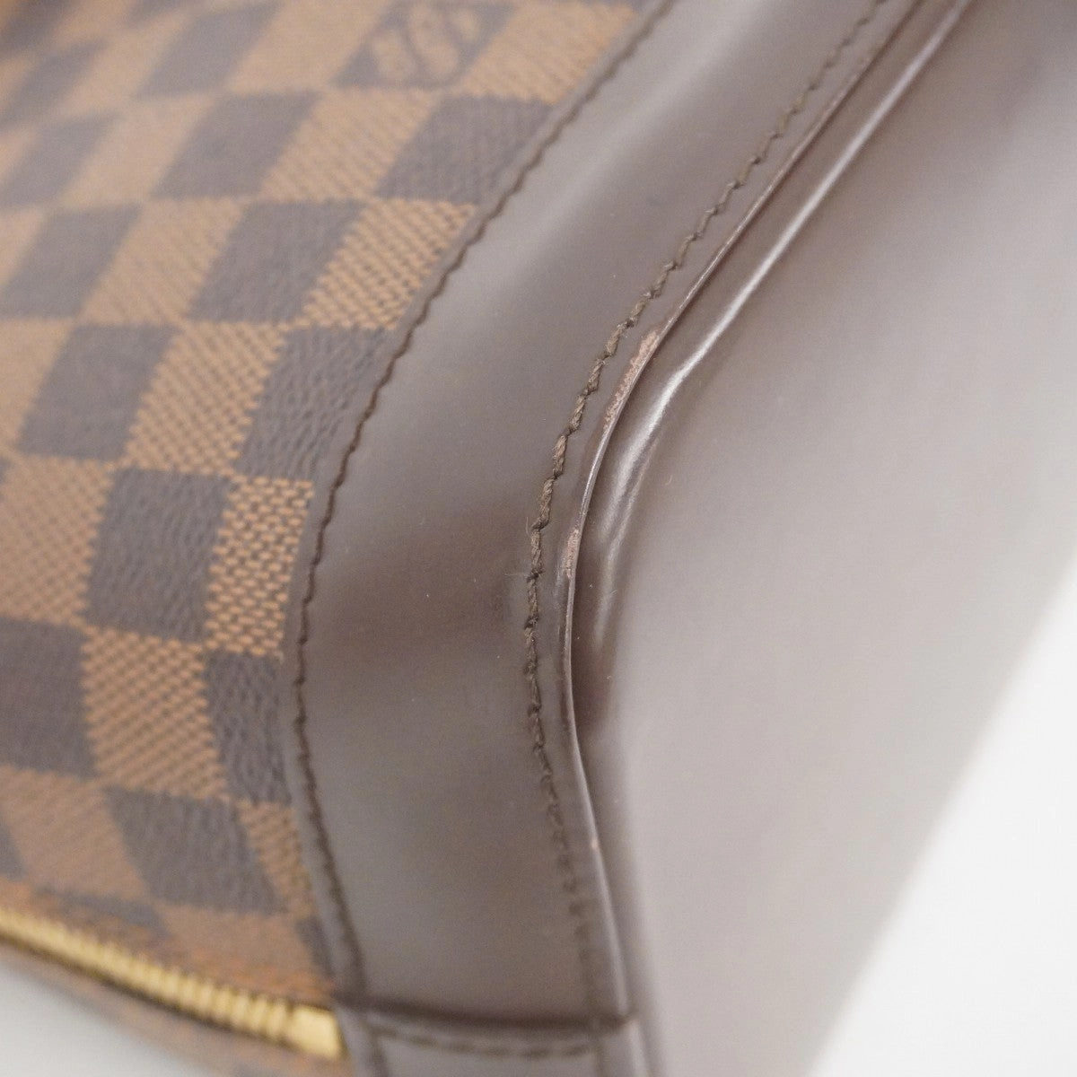 Louis Vuitton Handbag (Pre-Owned)