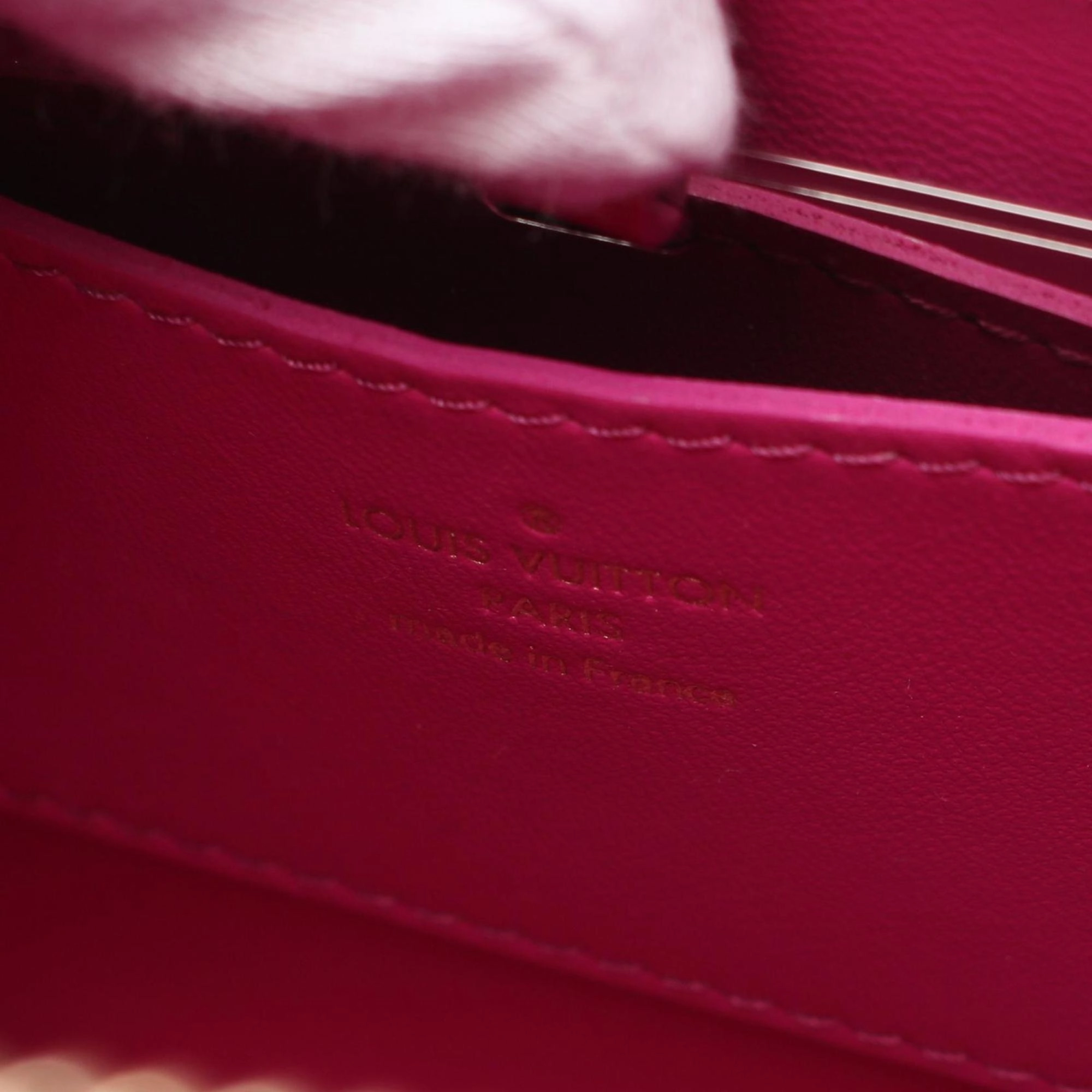 Louis Vuitton Leather Handbag (Pre-Owned)