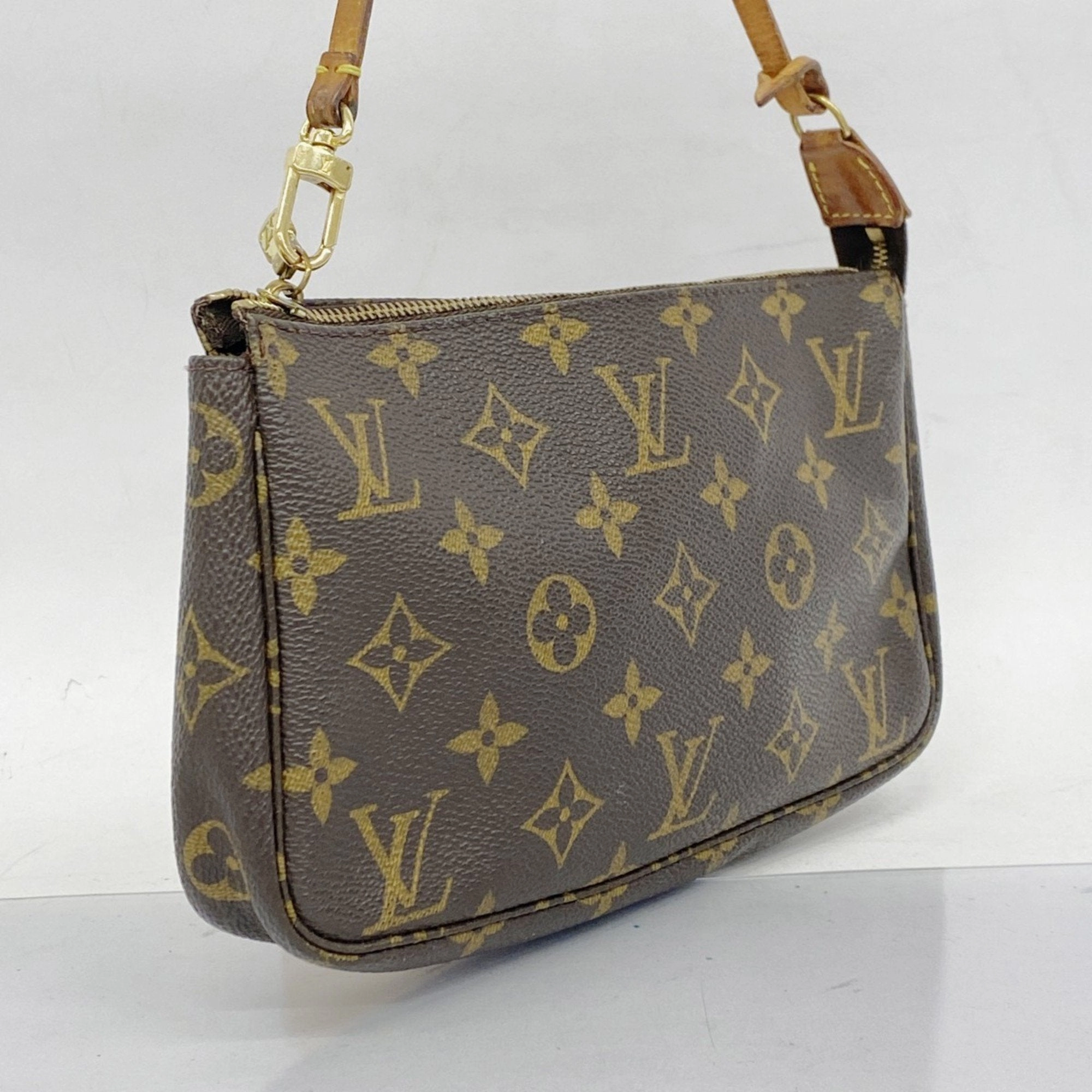 Louis Vuitton Pouch (Pre-Owned)