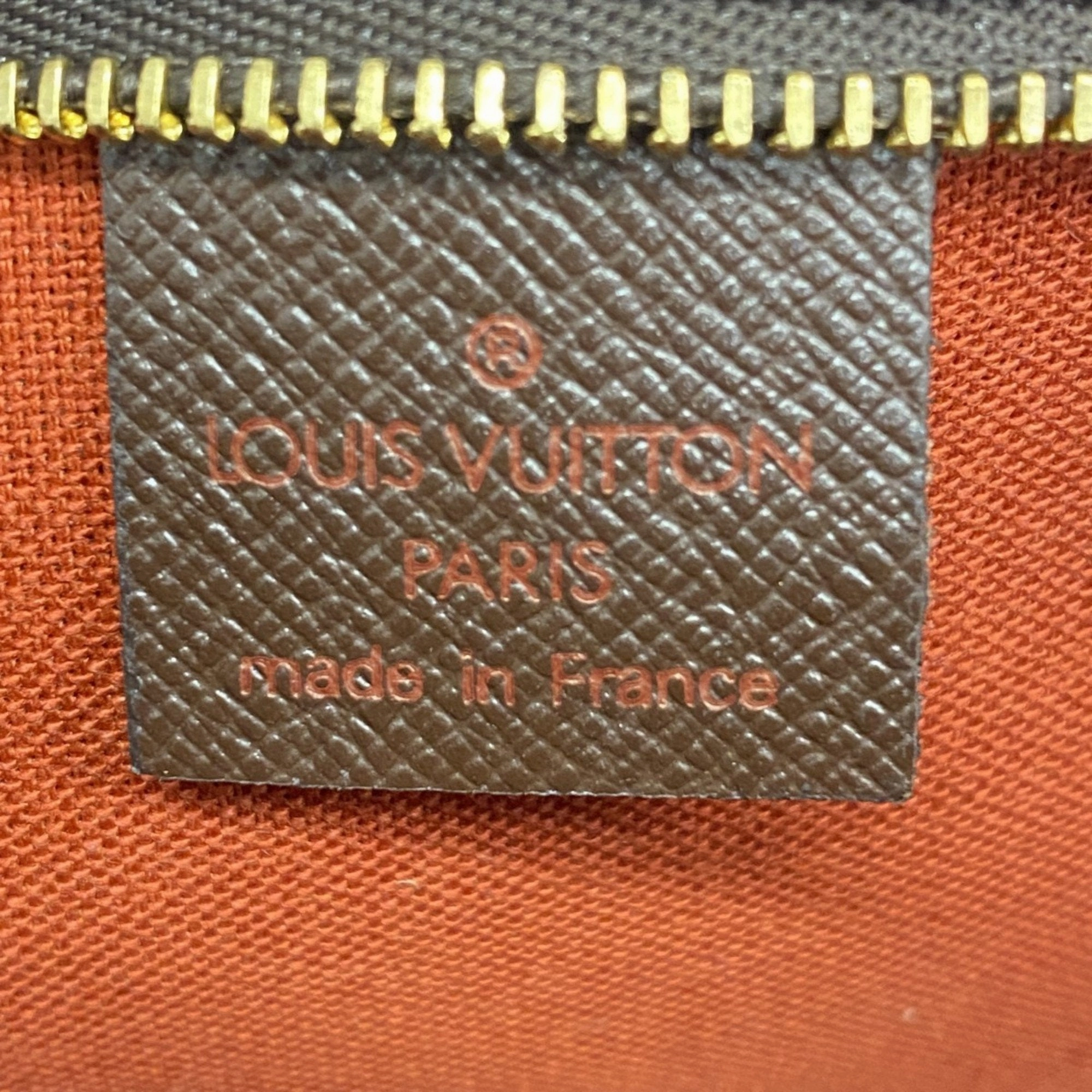 Louis Vuitton Pouch (Pre-Owned)