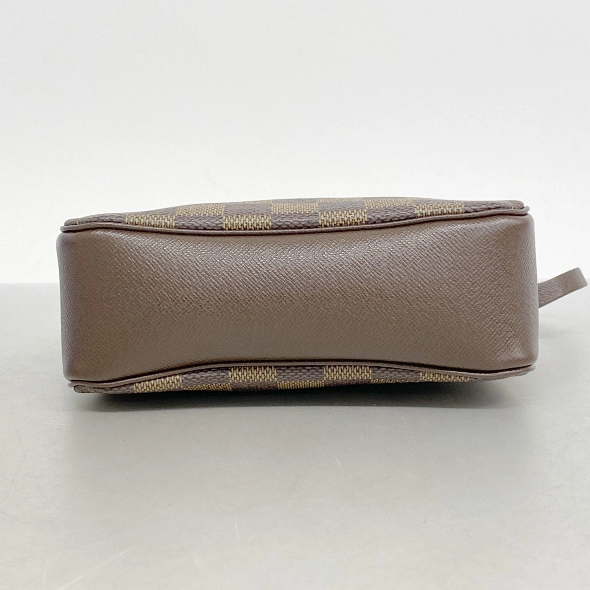 Louis Vuitton Pouch (Pre-Owned)