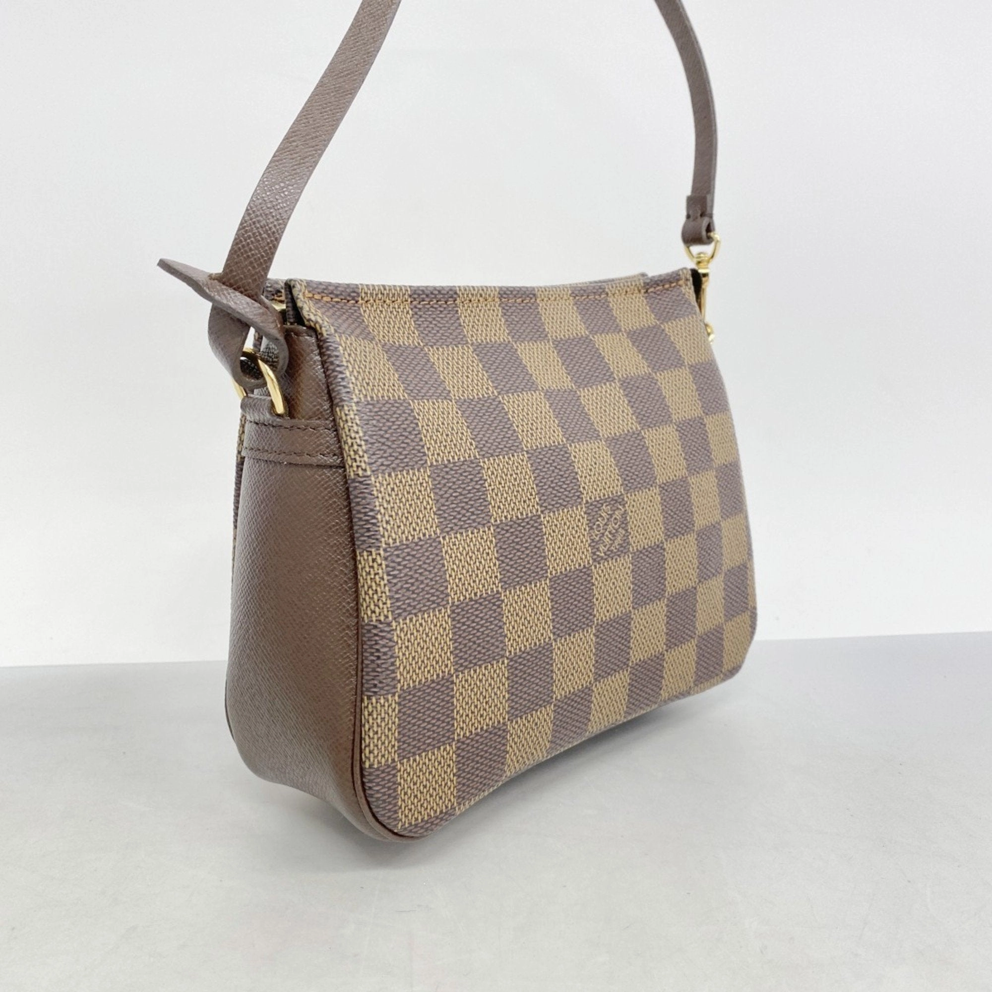 Louis Vuitton Pouch (Pre-Owned)