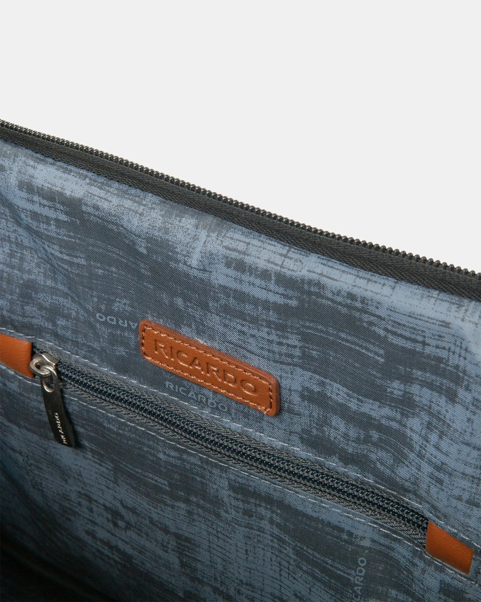 Ricardo Beverly Hills Sausalito Duffle Bag For 15 Padded Sleeve & Tablet Pocket