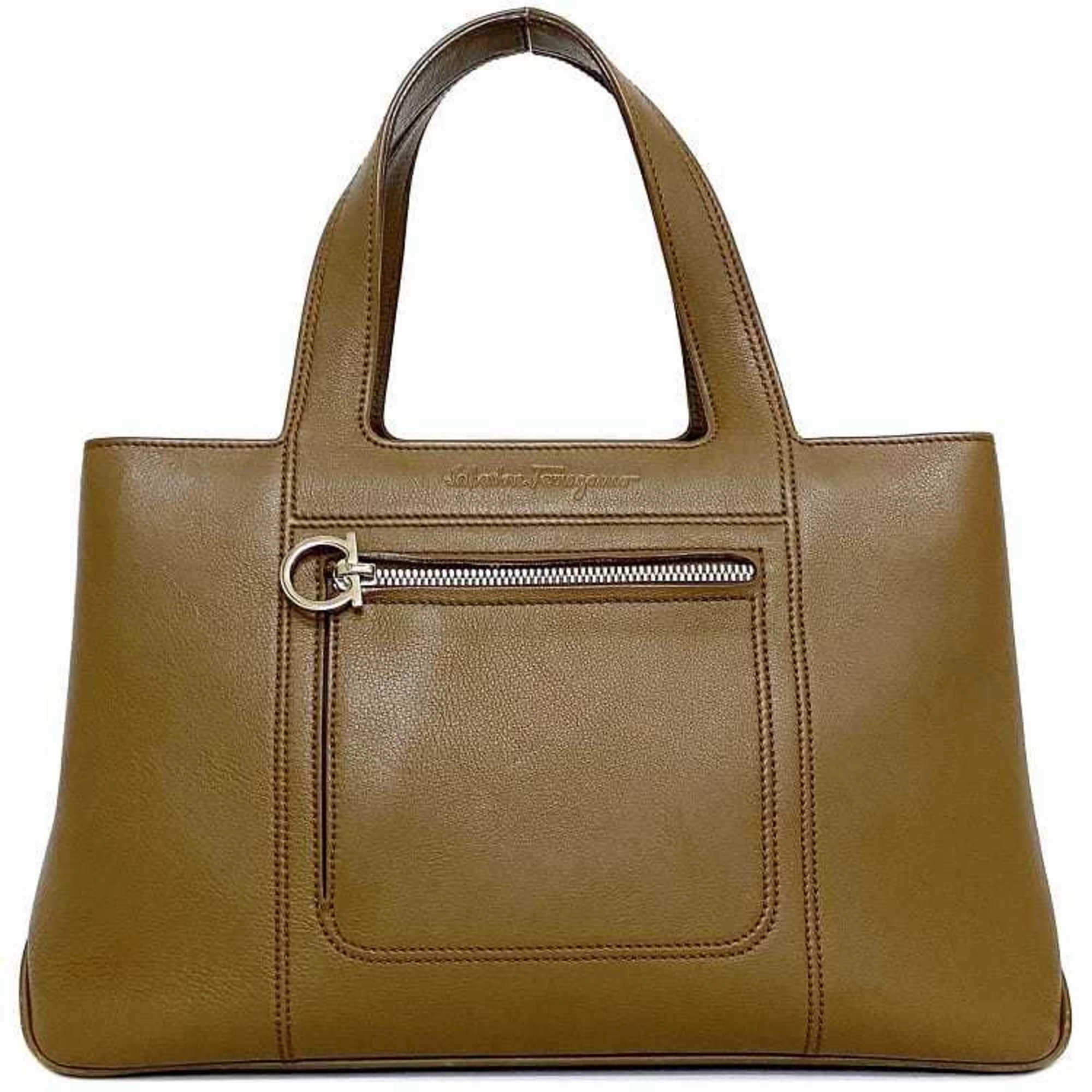 Salvatore Ferragamo Gancini Leather Handbag (Pre-Owned)