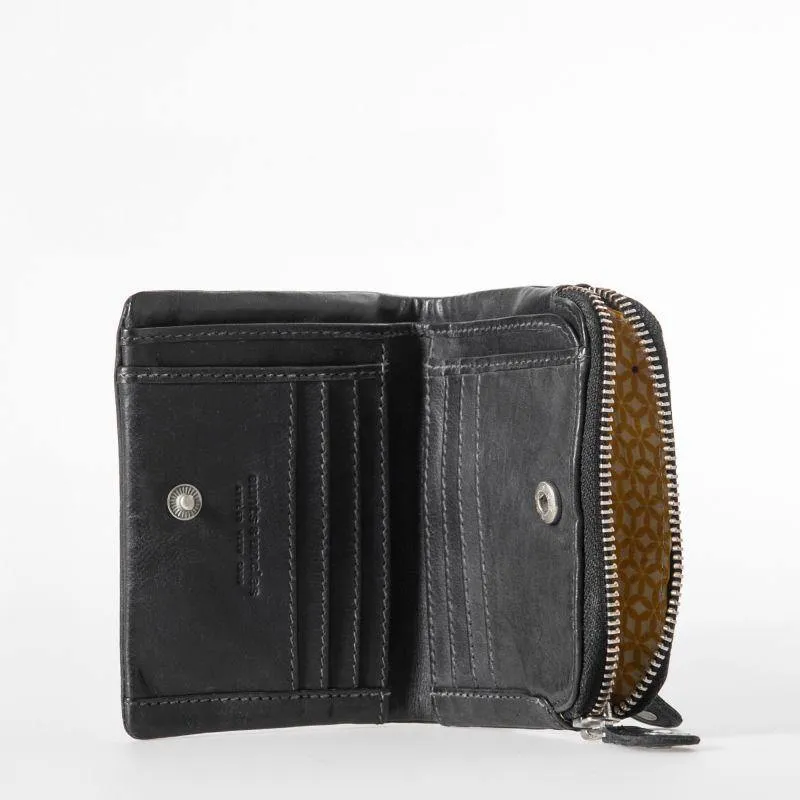 Aunts & Uncles Jamies Orchard Cherry Wallet