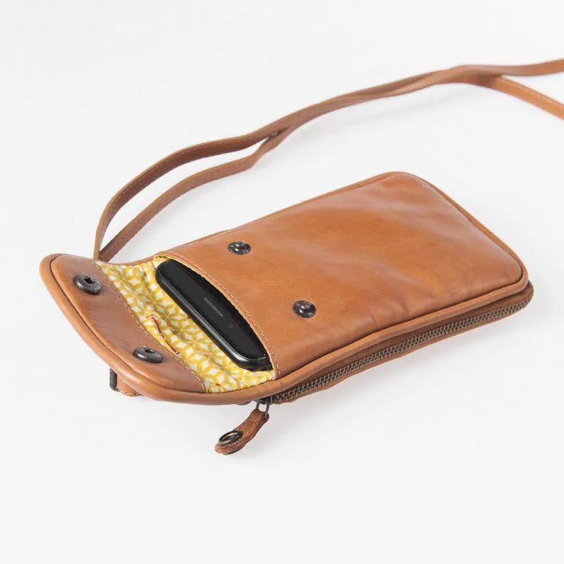 Aunts & Uncles Jamies Orchard Cloudberry Phone Bag