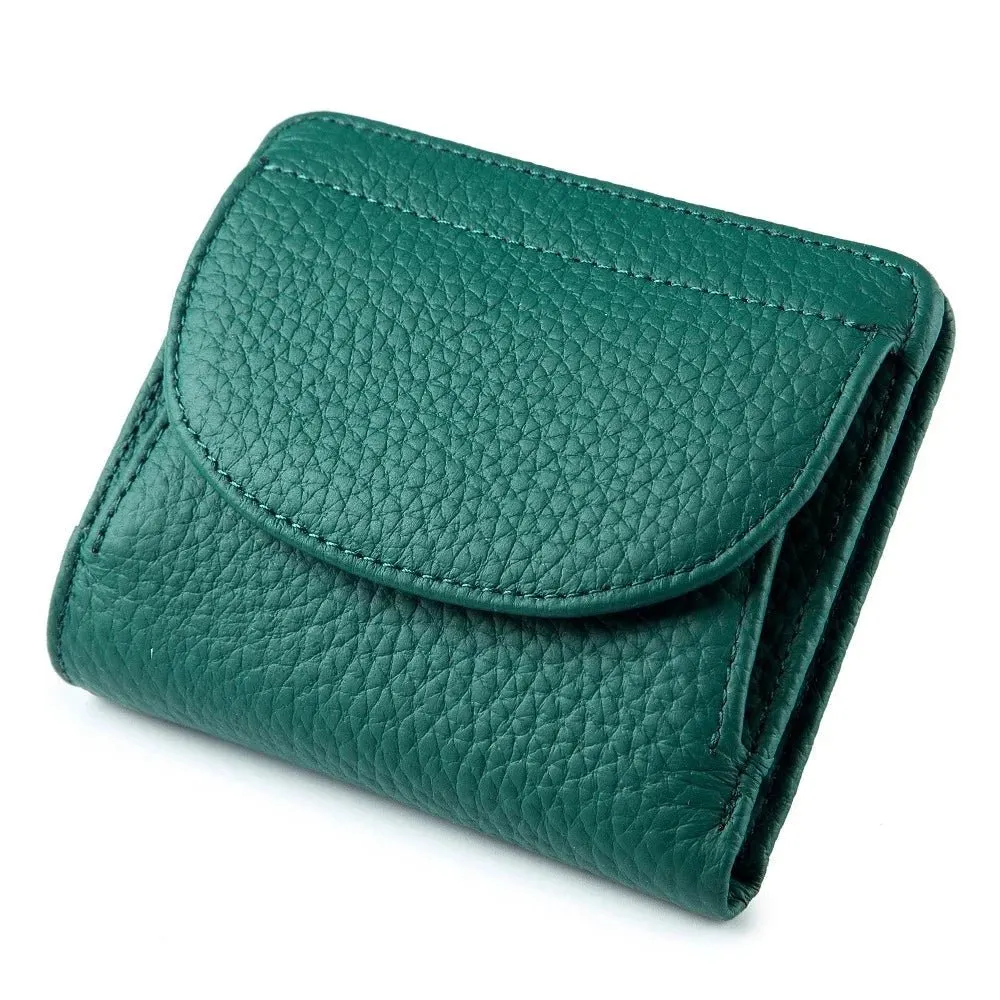 Designer Leather Clutch: Compact Elegance