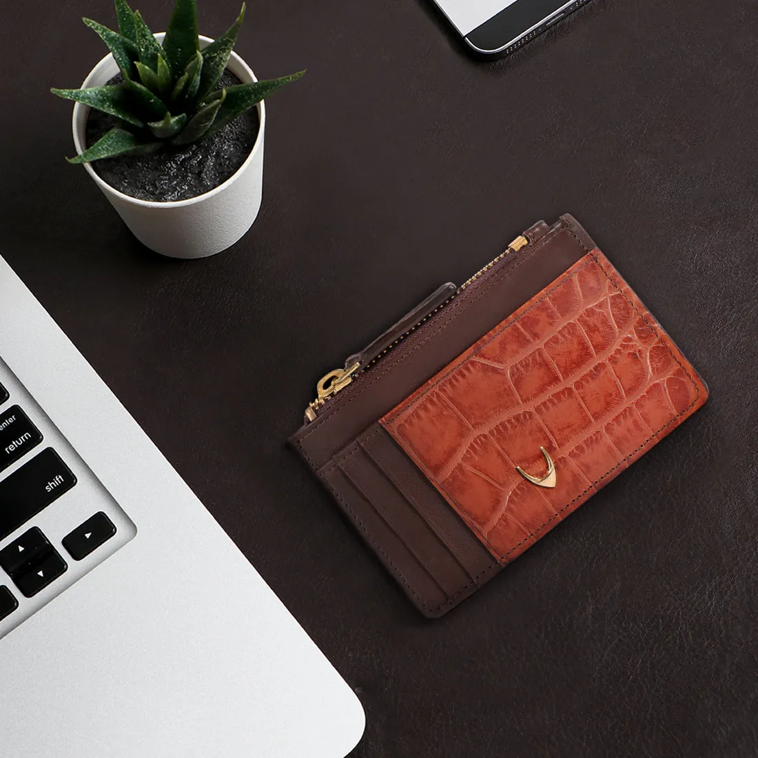 EE 325-CH CARD HOLDER