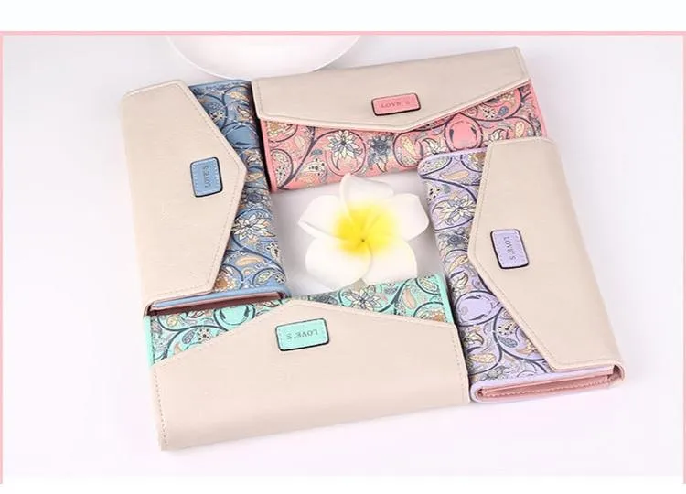 Elegant Ladies Purse