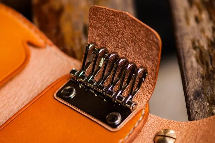 Handmade Leather Biker Mens Cool Car Key Wallets Coin Wallet Pouch Car KeyChain for Men