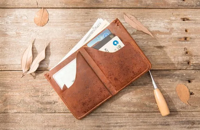 Handmade Leather Mens Small Wallets Bifold Vintage Slim billfold Wallet for Men
