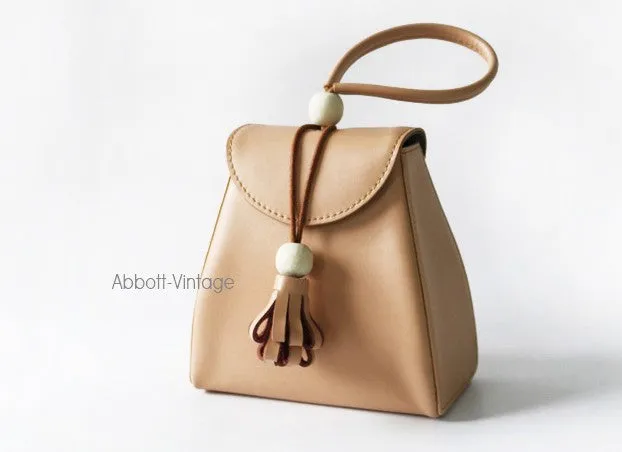 Stylish Leather Beige Womens Handbag Clutch Purse Wristlet Bag for Women