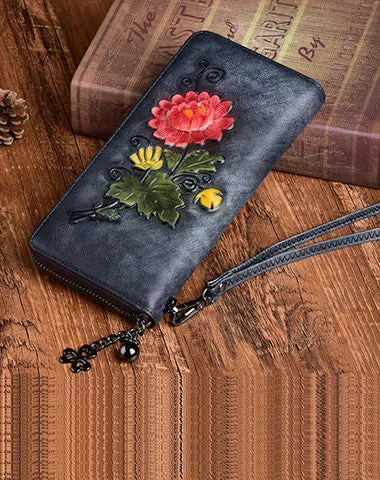 Womens Black Leather Zip Around Wallet Chrysanthemum Flower Wristlet Wallet Floral Ladies Zipper Clutch Wallet for Women